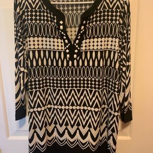 Susan Graver black and white blouse